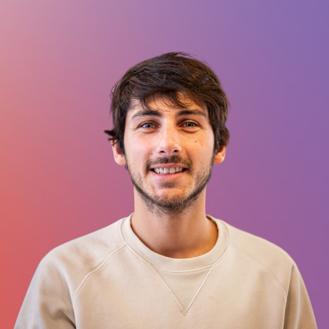 Martin, product manager senior